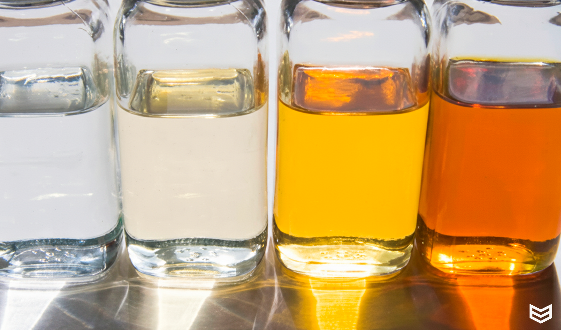 A Essência da Lubrificação: Diferença Fundamental entre Óleo Básico e Óleo Acabado